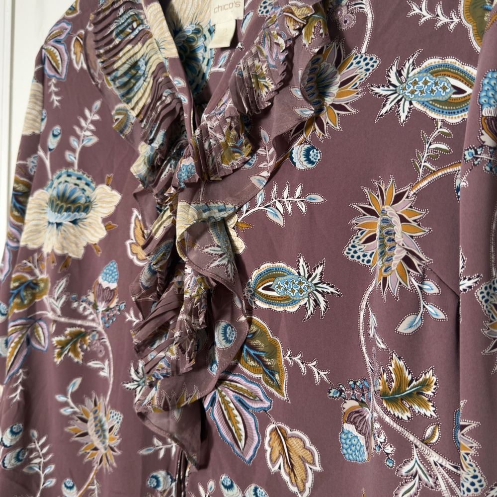Chico's Floral Ruffle Blouse Size Large Boho Romantic Mauve Paisley Top - Picture 3 of 7